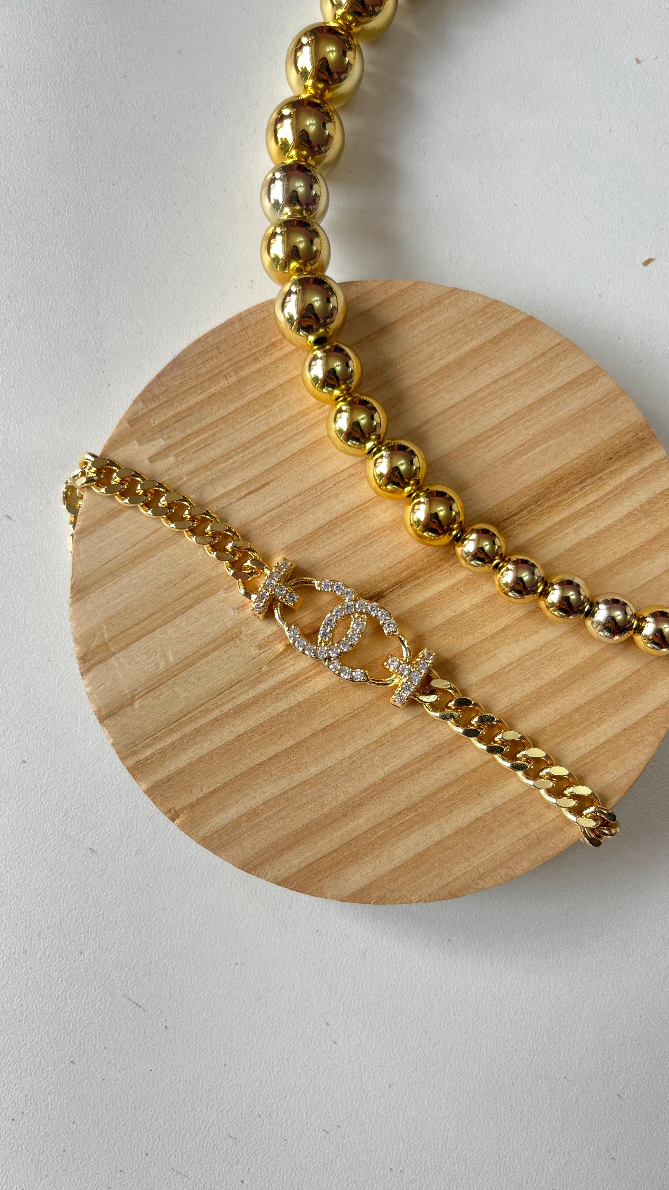 pulsera con diseño Chanel