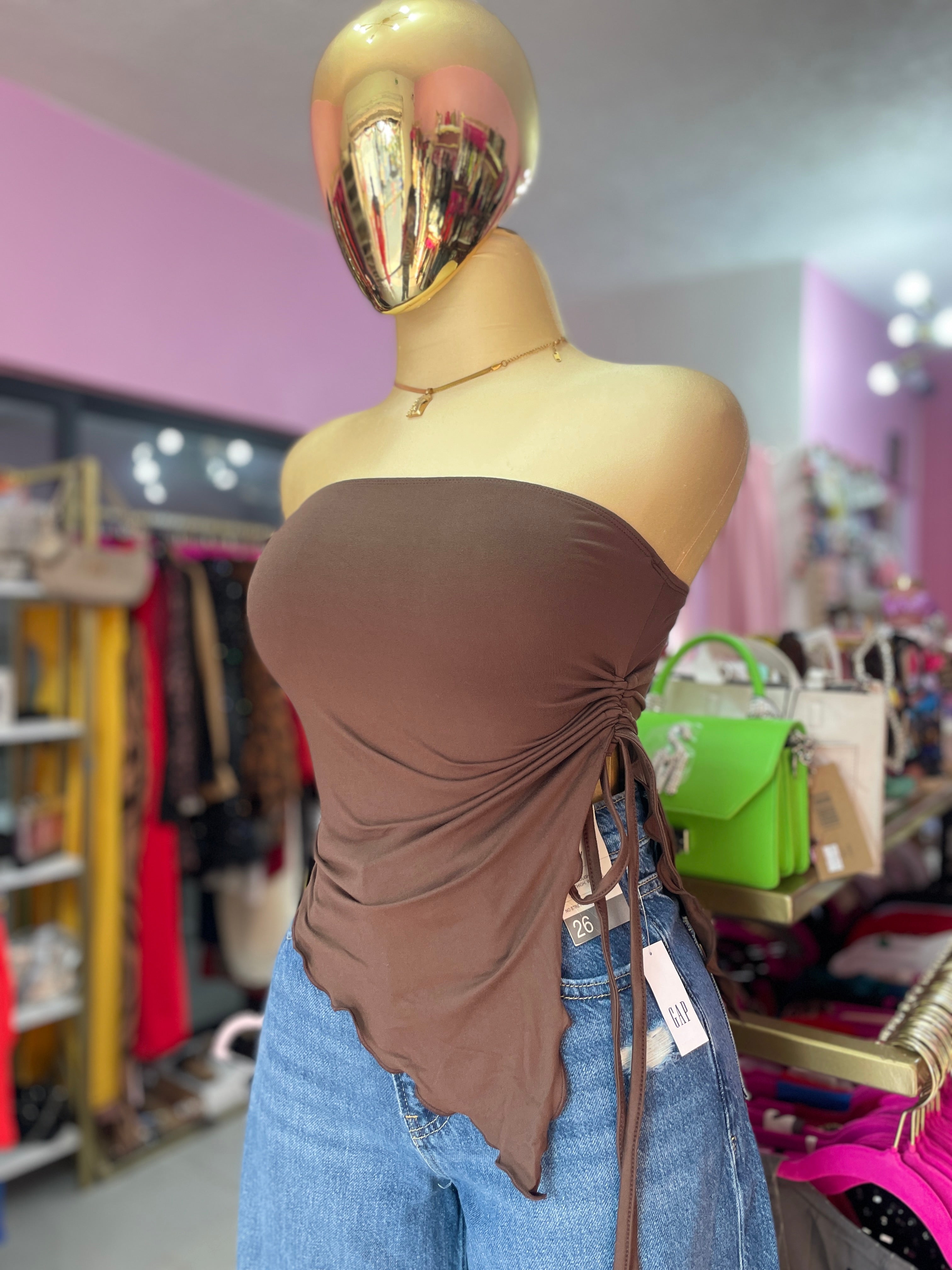 Top strapless con recogido