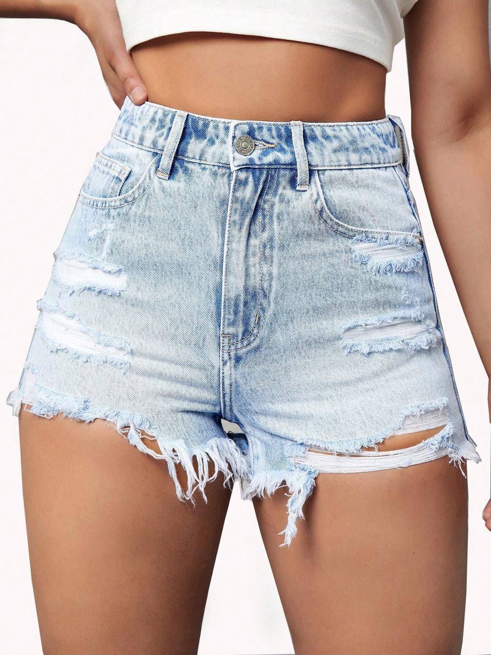 Short de mezclilla rasgado