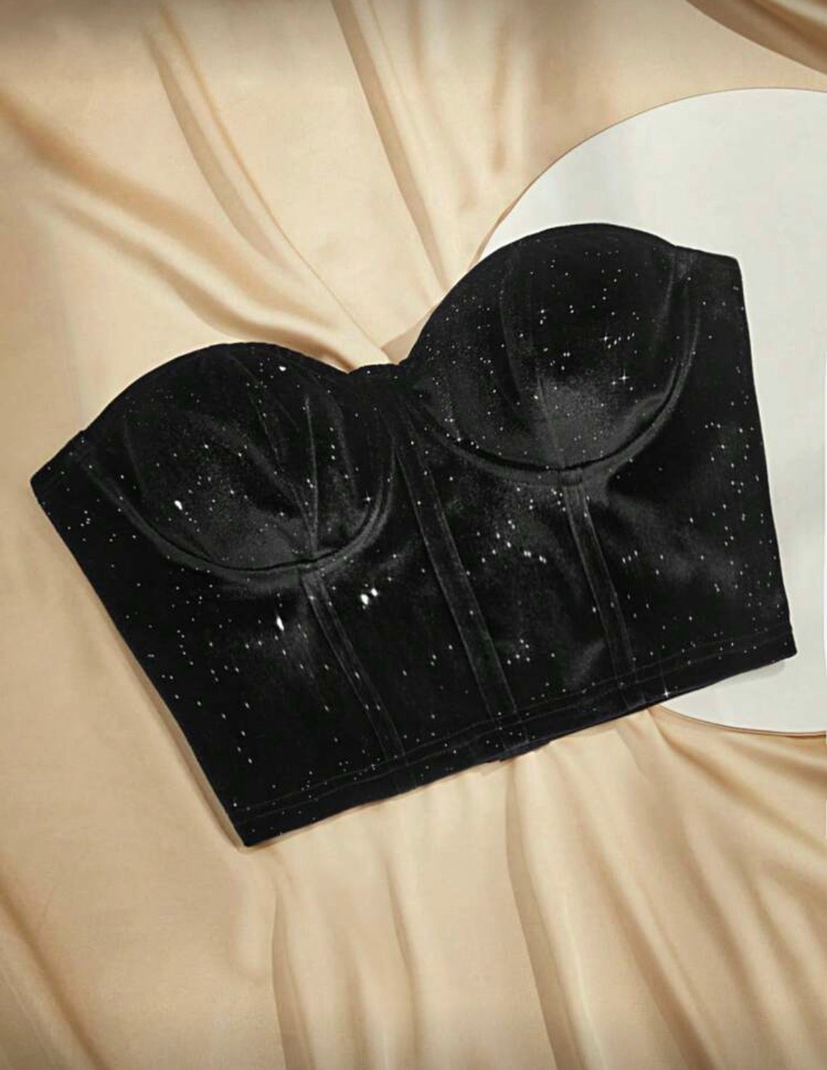 Top corto de brillos