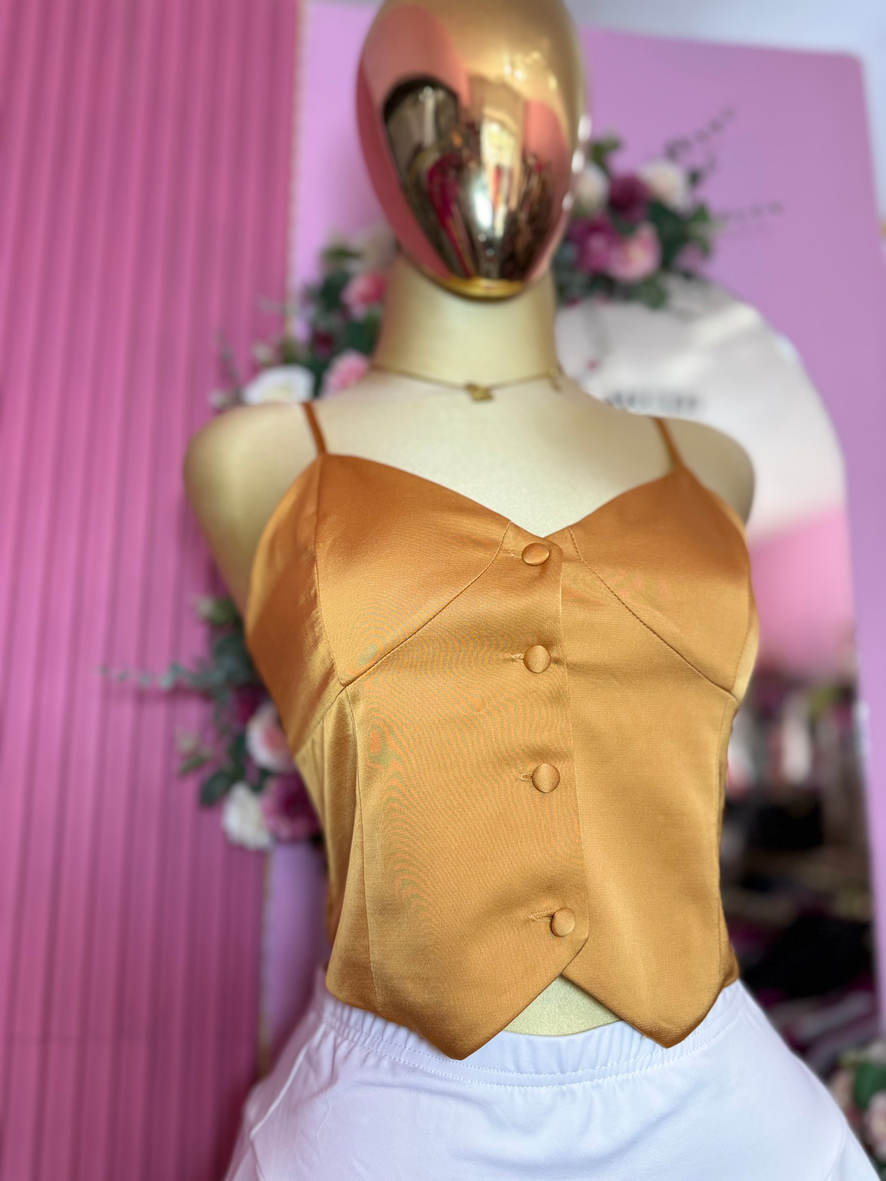 Top casual con corte de blazer