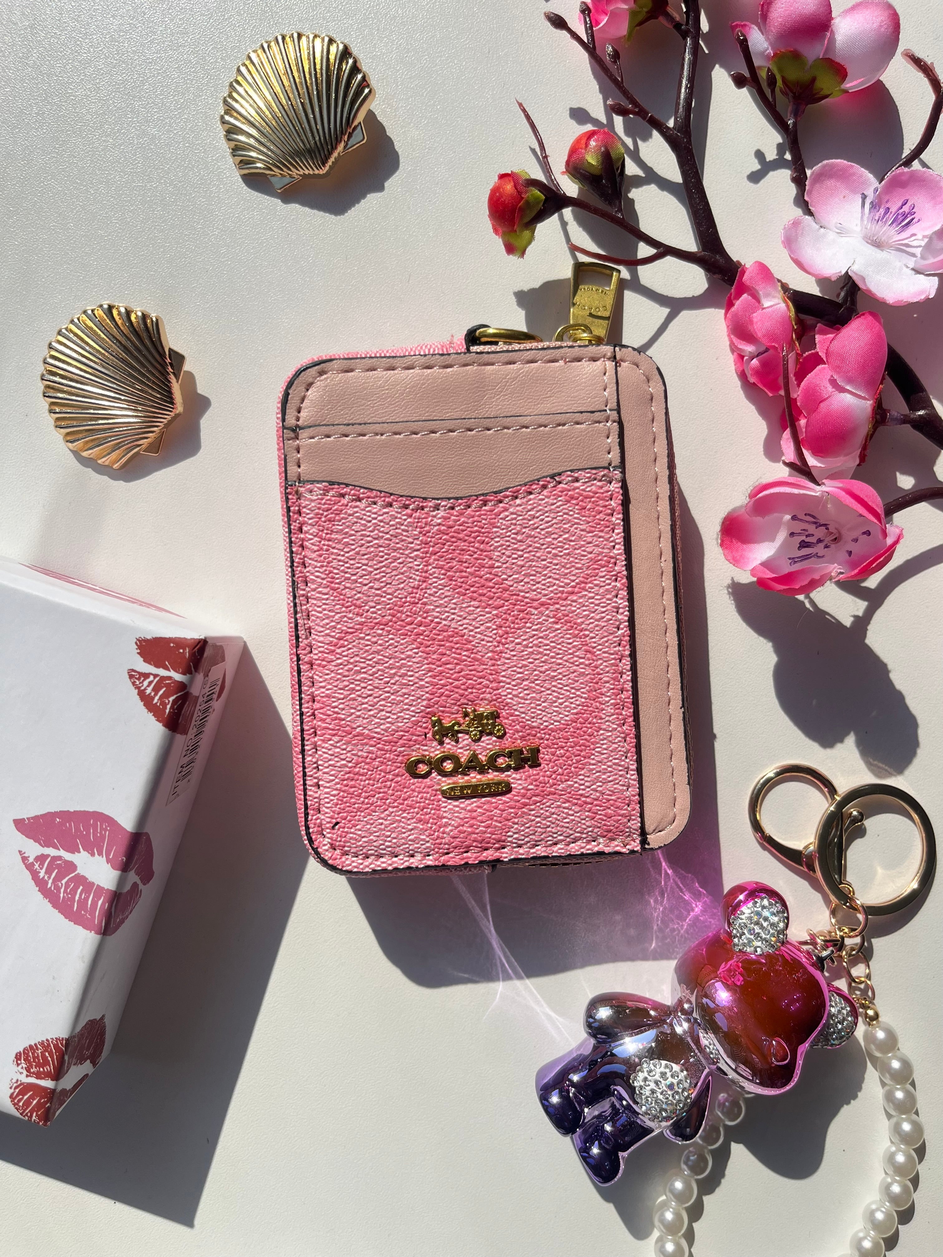 Cartera Coach