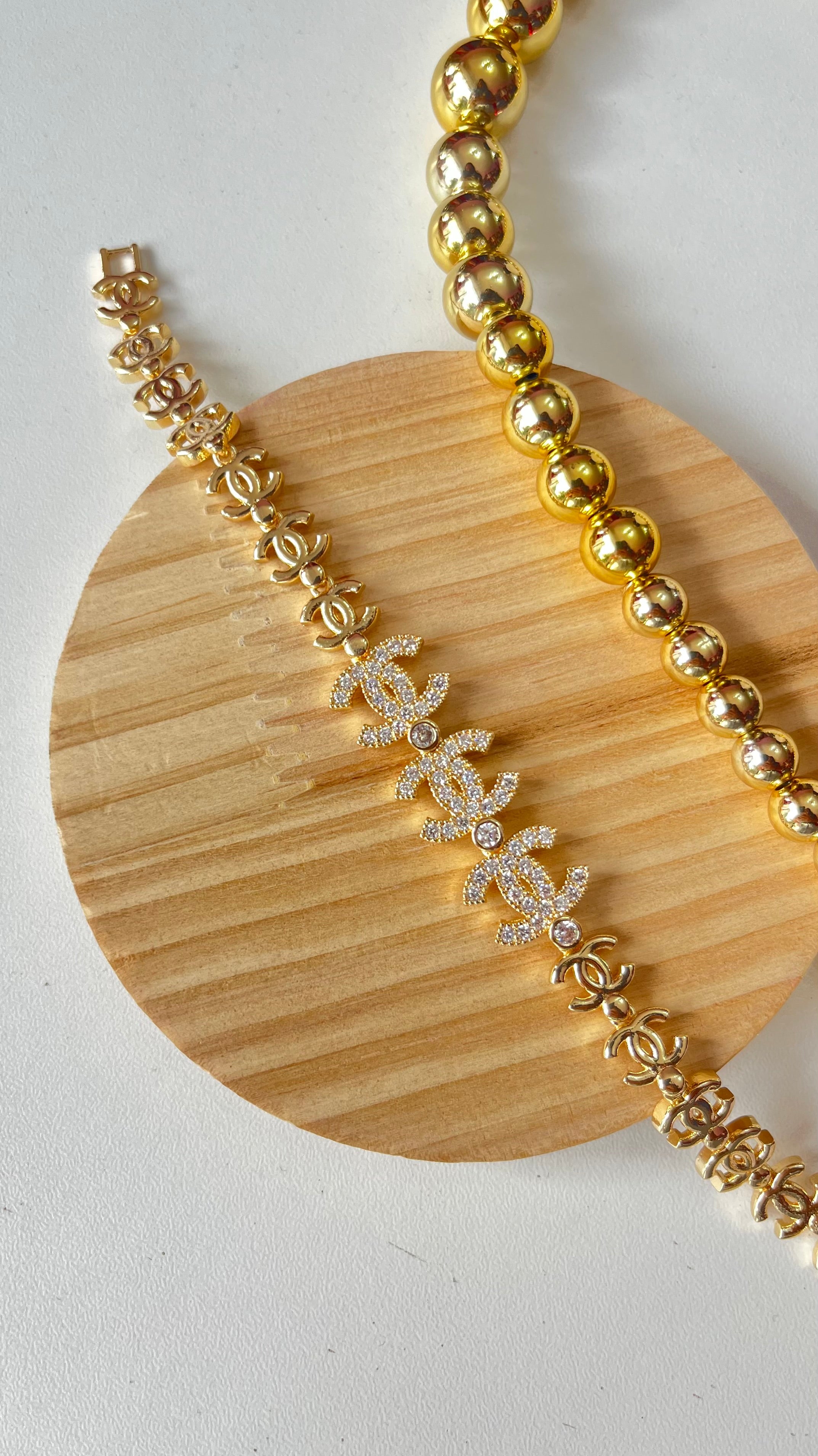 Pulsera con diseño Chanel