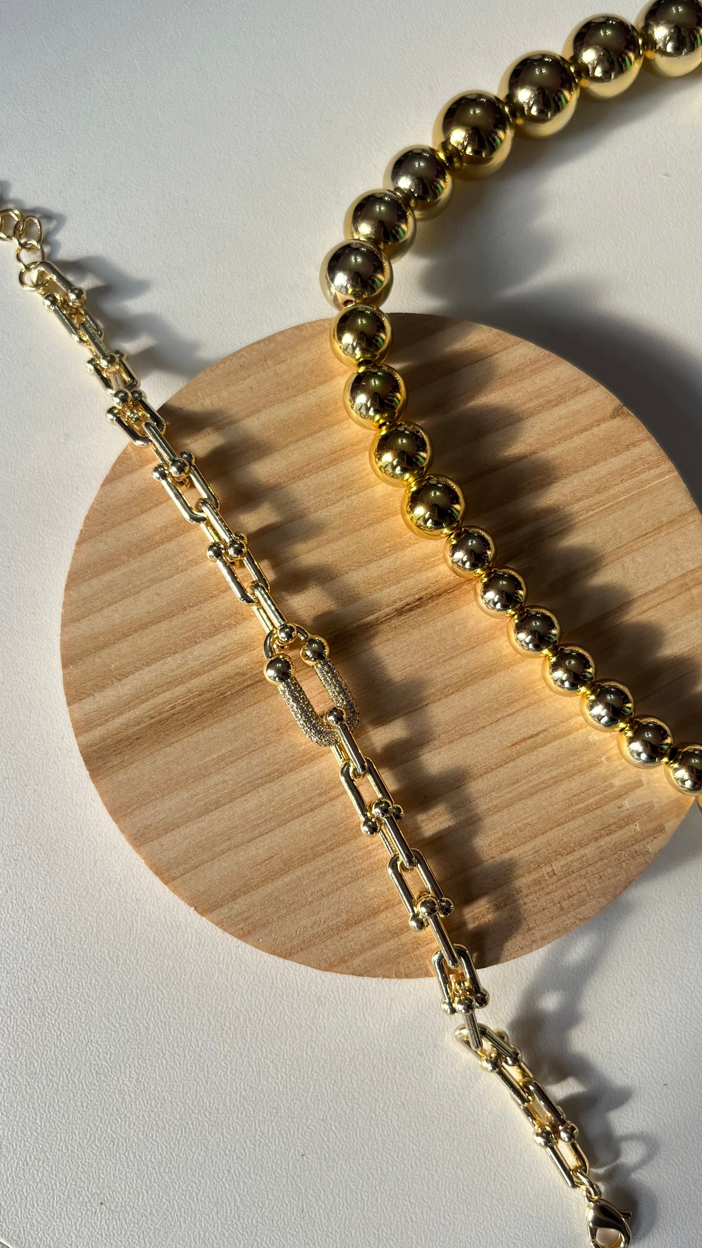 Pulsera con diseño sutil