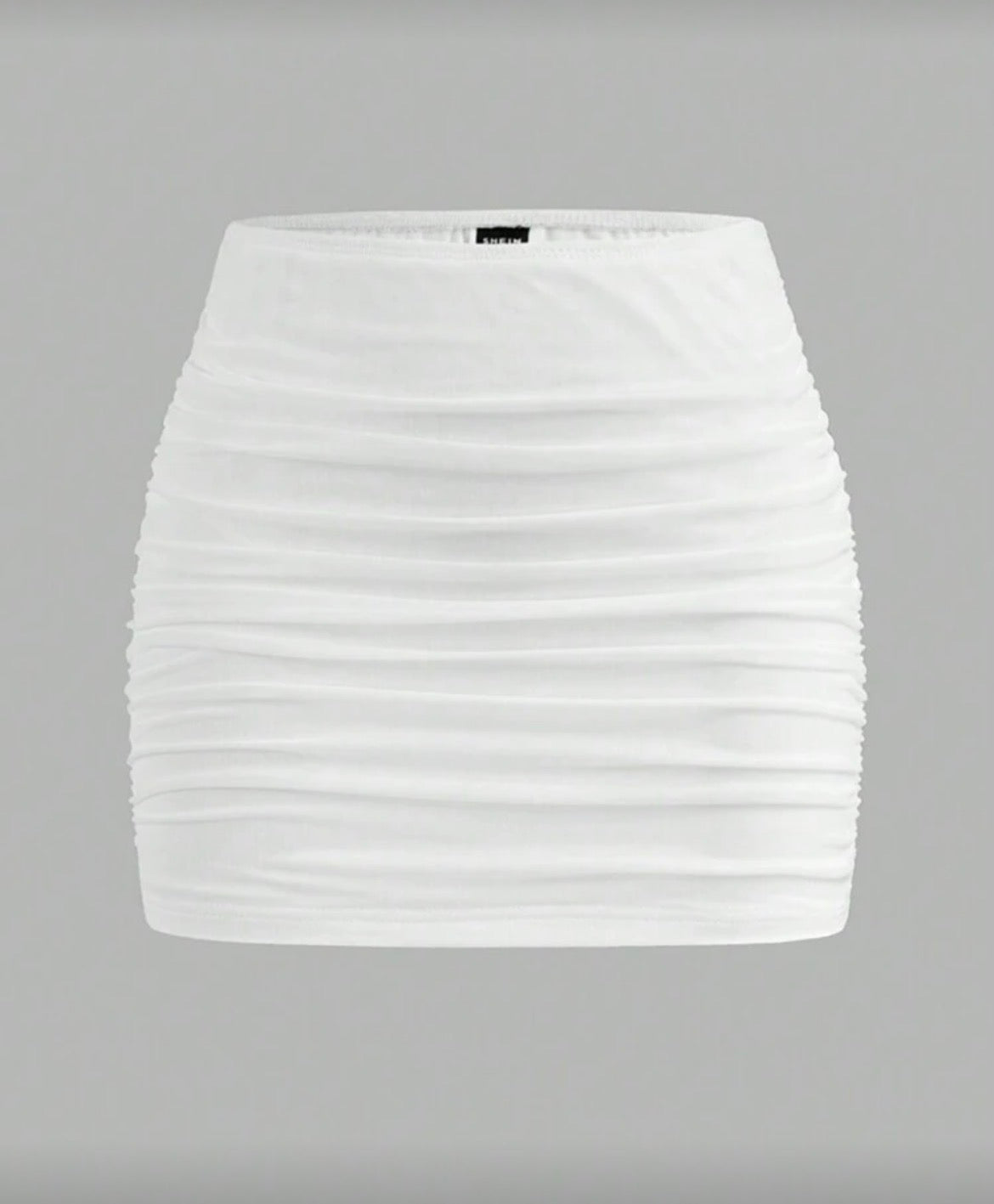 Falda ajustada con malla transparente